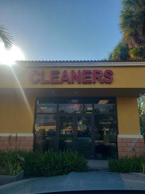 Alterations & Cleaners Boutique