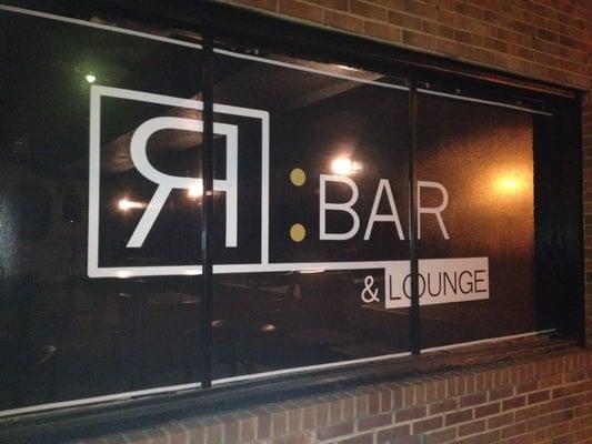 R Bar And Lounge