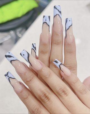 M Nails