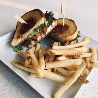 Chicken BLTA with Fries