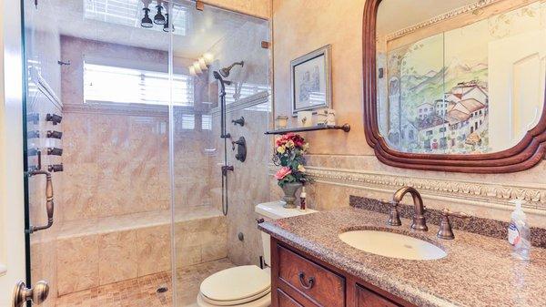 Fabulous fixtures in this lovely bathroom.