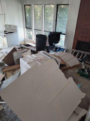 We removed carpet, stove, refrigerator, washer, dryer, doors, closed doors, showers and sinks. Junk Removal Antioch, CA