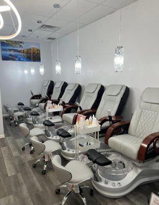 New Pedicure Chairs