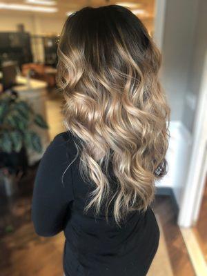 Fall balayage by @hairbyarianahagen