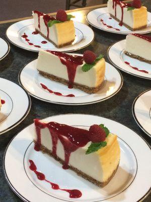 New York style cheesecake with raspberry puree