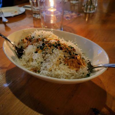 Cacio e pepe with yakisoba noodles