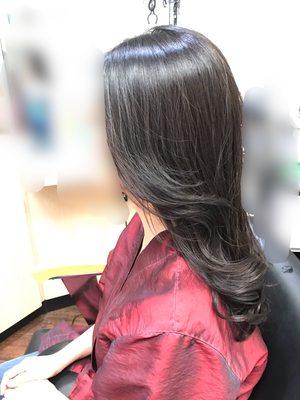 Recovery Setting perm for damaged  bottom hair
Magic straighten perm for root curly hair