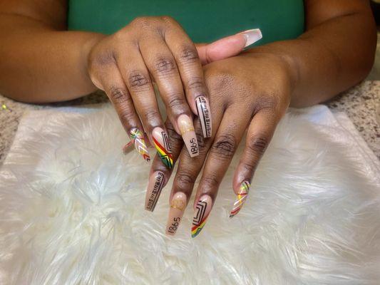 Divine Nails And Beauty