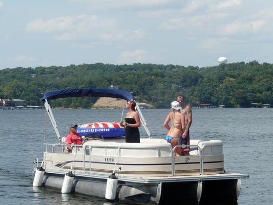 12 Passenger Luxury Cabana Cay Pontoon