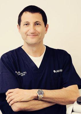 We introduce you our Chief Surgeon in LASIK & Refractive Surgery, Dr. Shammas, M.D.