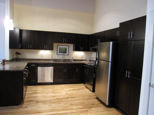 Stainless steel appliances and the Granite counter top was the reason i signed a lease here..