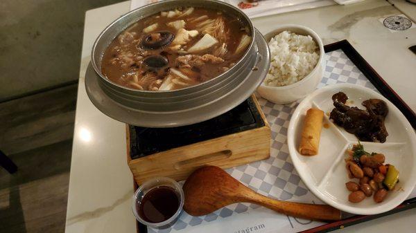 Sukiyaki hot pot