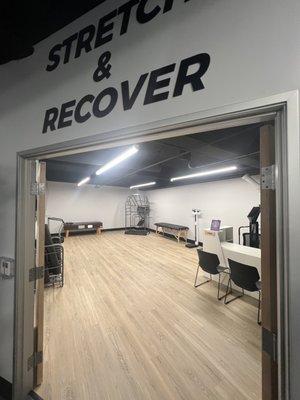 stretch & recover room