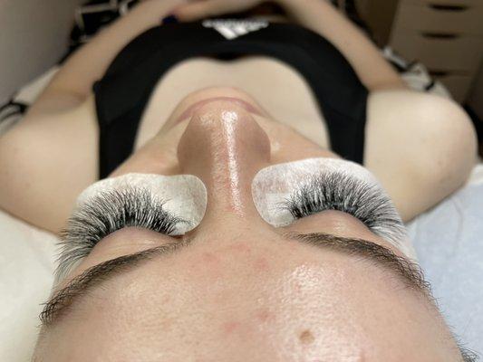 Medium volume lash gorgeous c 14