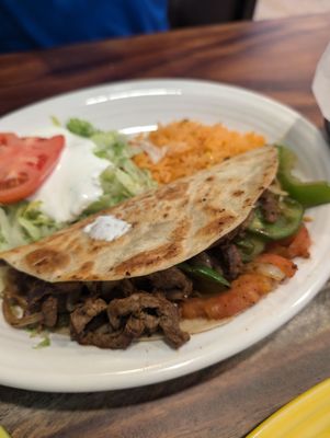 Lunch Fajita Quesadilla