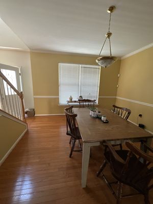 Clean & spotless dining room