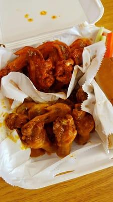 6 hot wings, and six honey gold wings.