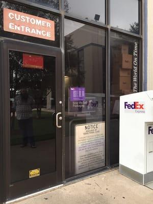 FedEx Ship Center