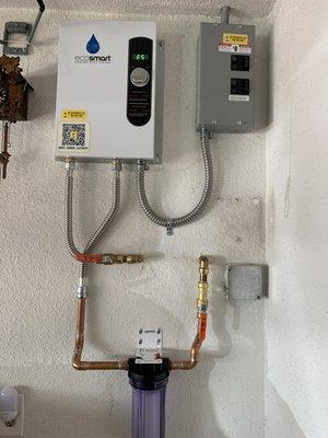 Tankless water heater