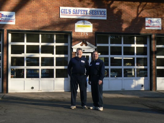 No matter what your Auto Repair Problem may be, these two guy's will get the job for you as quickly as possible!!