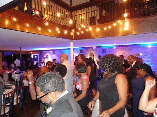 The dance floor at my wedding...he gets the people on their feet!!!