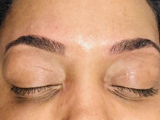 Brow Thread and Tint