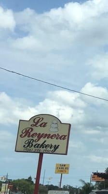 La Reynera Bakery