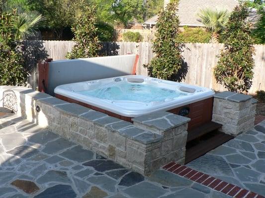 Portable Spas & Hot Tubs