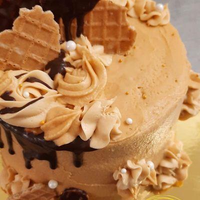 Dulce de Leche Cake