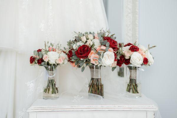 Wedding bouquets for Bride and Bridemaids