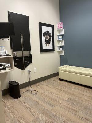 Happy Canyon Clinic Location exam room