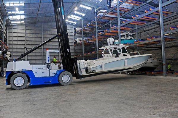 Our large Wiggins lift, capable of lifting 40' boats up to 35,000 pounds!