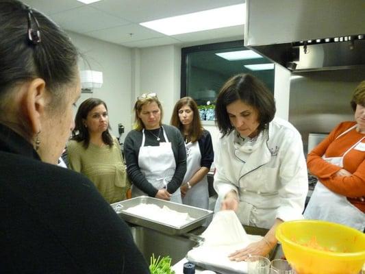 Chef Rachel doing a group class with 20 women, Passover Classics, Congregation B'nai Israel, Basking Ridge, NJ