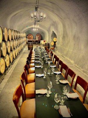 cave barrel tastings and wine tasting experiences