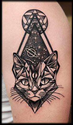 Geometric themed cat with 3rd eye