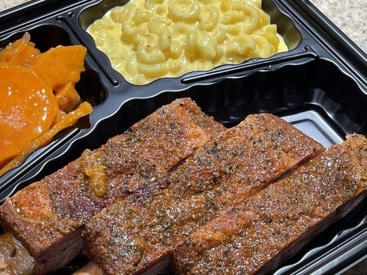 Rib plate with yams and Mac n cheese.