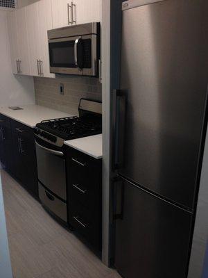 Embassy Tower Kitchen and stainless steel appliances