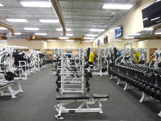 Fitness 19 Lilburn  weight lift area