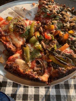 Veggie pan pizza