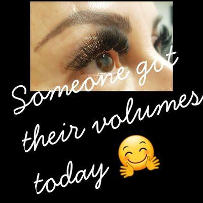 Volume lashes are a girls best friend :)