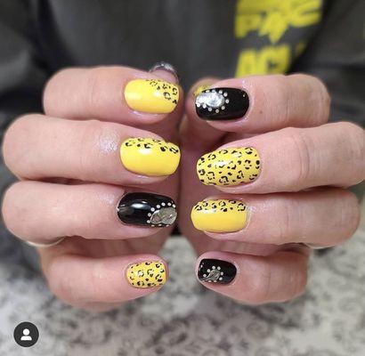 Frostee Nailz Design