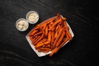 Sweet potato fries, roasted garlic parsley aioli