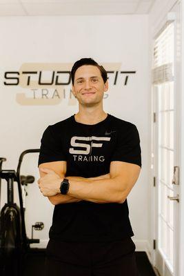 Zach, the founder of StudioFit Training, was born and raised in Naples. He is so thankful to follow his dreams of owning a studio here!