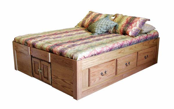 Storage bed with 6 drawers made in real oak wood.