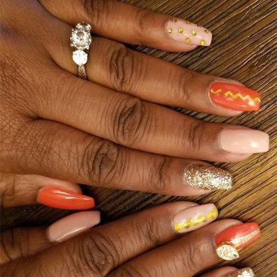 Gel Overlays on natural nails with nail art