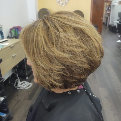 Cut and highlight by Virginia