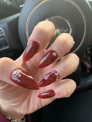 Stiletto nails