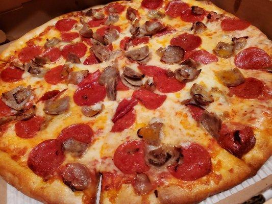 Sausage and pepperoni pizza