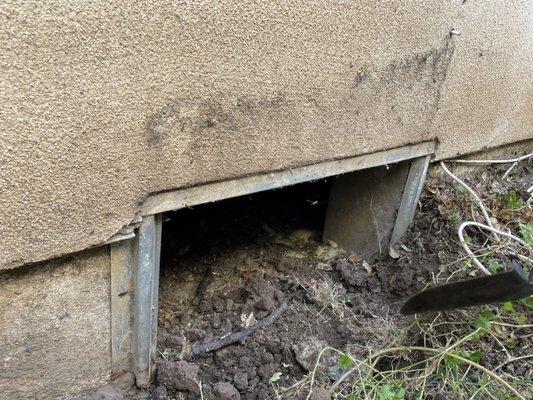 Our client had a damaged crawl space where rodents were using as an entry point (Before)