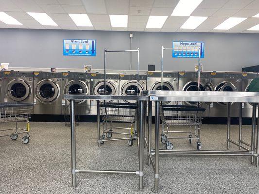 L&M Laundromat Carnegie